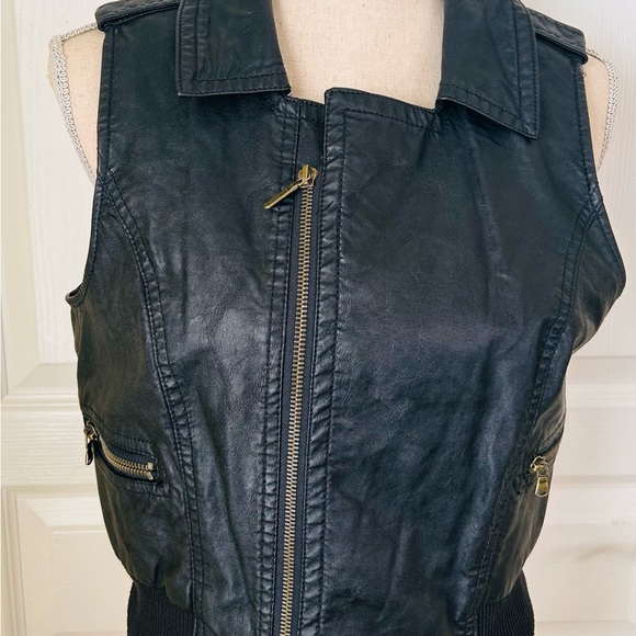 Forever 21 Vest/black size M - Picture 3 of 4